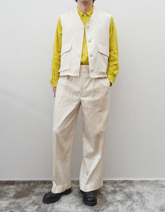 NEZU YO-HINTEN(根津洋品店) ハンティングベスト ジャガード ストライプ ホワイト ライトイエロー 通販 184cm着用イメージ セットアップ タンゴパンツ セレクトショップ VOUILLON