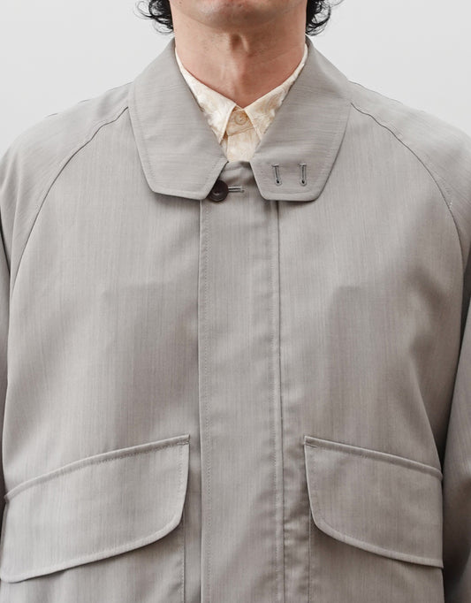 NEZU YO-HINTEN(根津洋品店) ハンティングブルゾン 梳毛ウール ライトベージュ 薄手でしなやかで高級感がある 通販 184cm着画  正面 襟 セレクトショップ VOUILLON