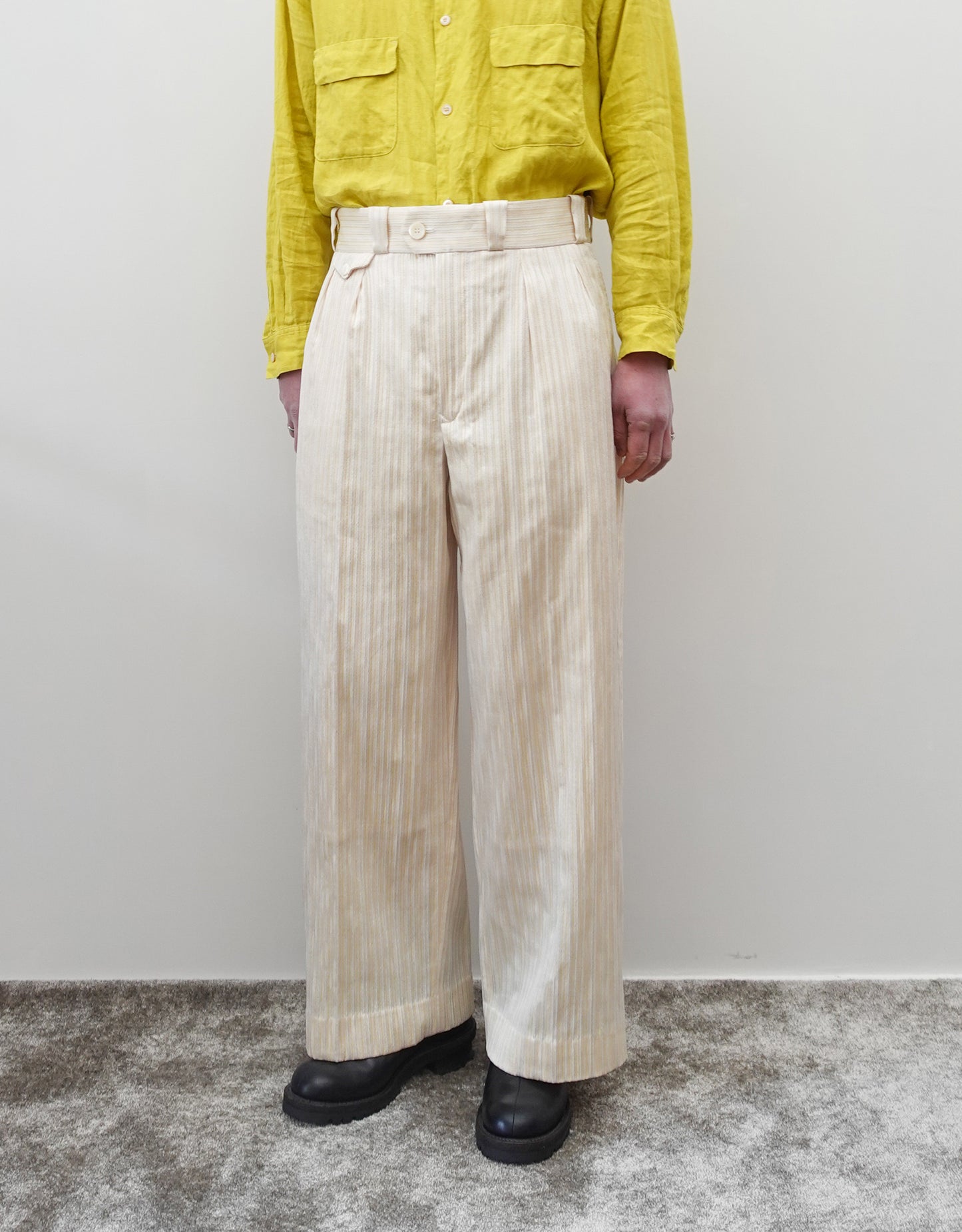 NEZU YO-HINTEN(根津洋品店) TANGO PANTS ワイドパンツ ジャガード ホワイト ライトイエロー 通販 184cm着用イメージ 下半身 正面 セレクトショップ VOUILLON