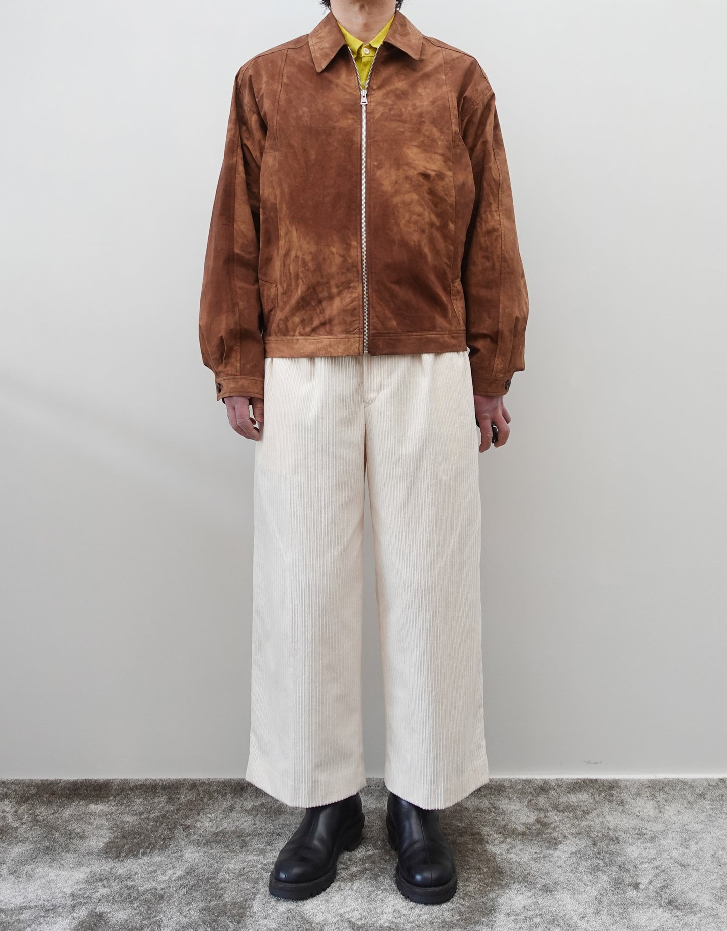 NEZU YO-HINTEN(根津洋品店) ワークジャケット ブラウン コットン スエード 通販 184cm着用イメージ スタイリング ホワイトパンツ セレクトショップ VOUILLON