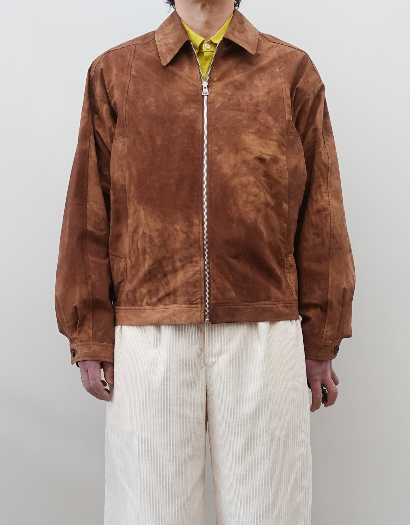 NEZU YO-HINTEN(根津洋品店) ワークジャケット ブラウン コットン スエード 通販 184cm着用イメージ 上半身 正面 セレクトショップ VOUILLON