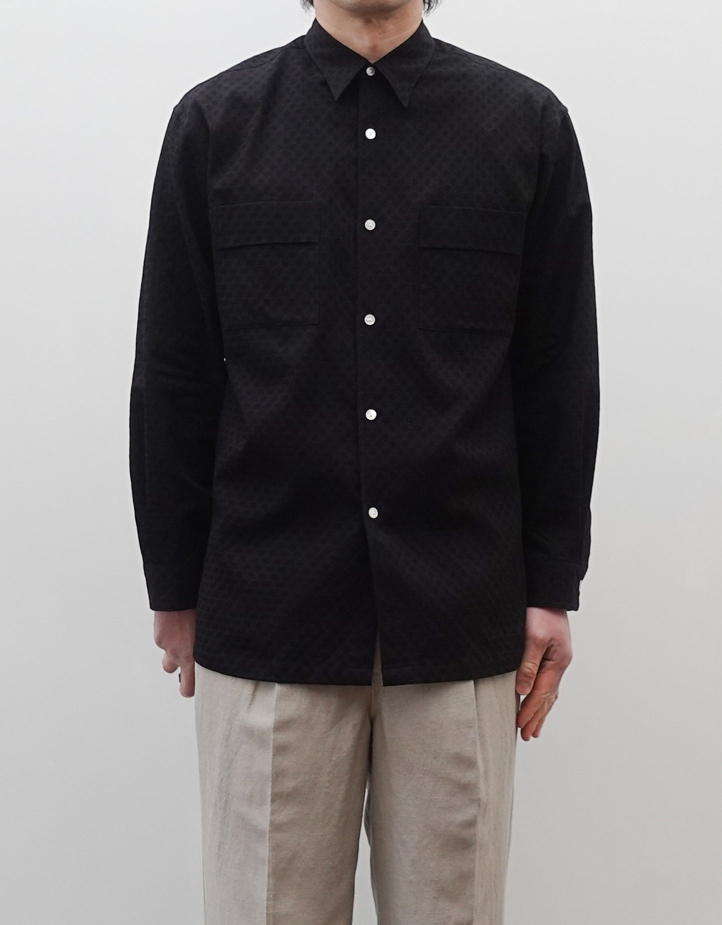 NEZU YO-HINTEN ジャガードシャツ ブラック 100809 コットン ドビー 上半身 正面