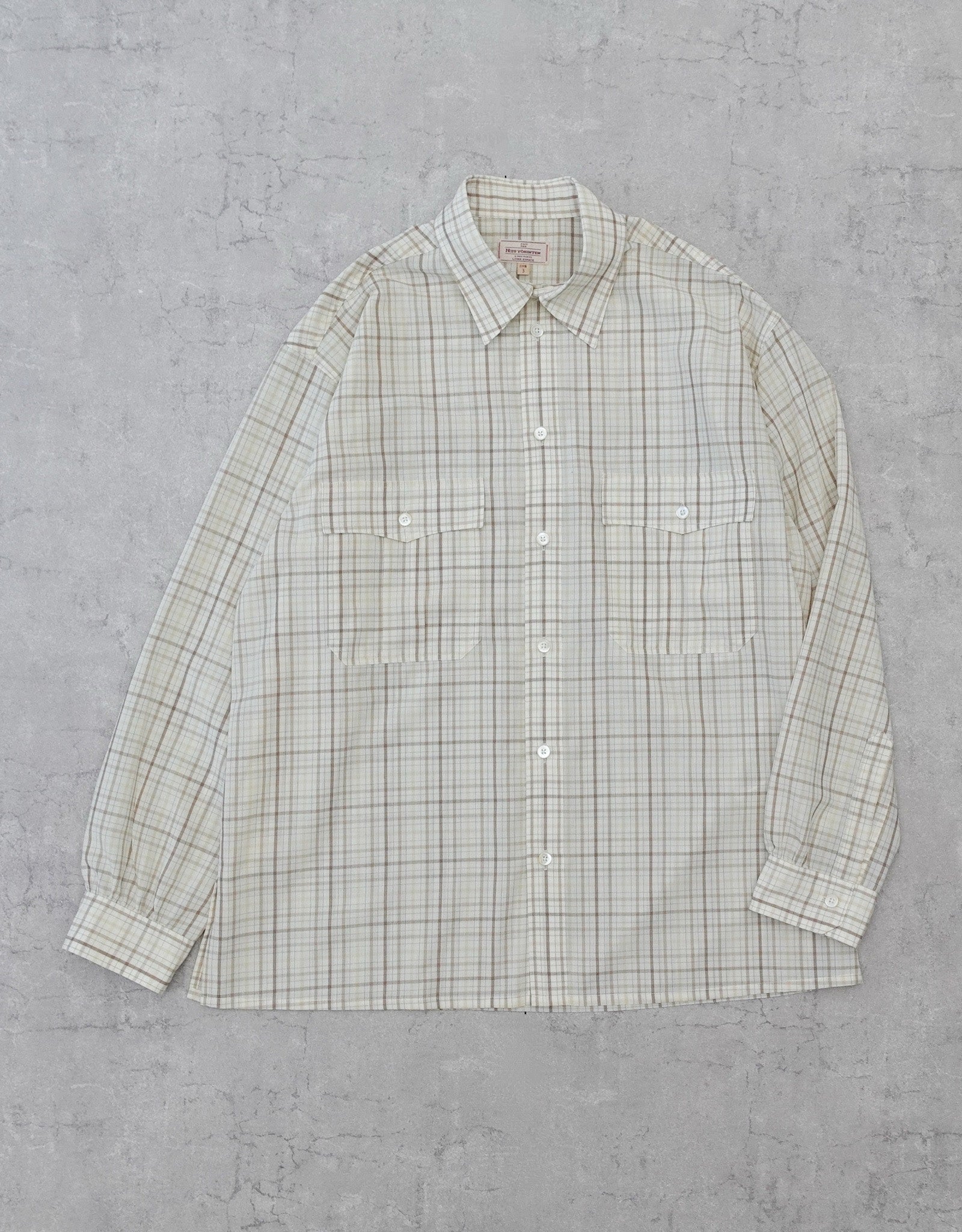 NEZU YO-HINTEN(根津洋品店) チェックシャツ サファリシャツデザイン リラックスフィット ホワイト 通販 184cm着用イメージ 物撮り 正面 セレクトショップ VOUILLON