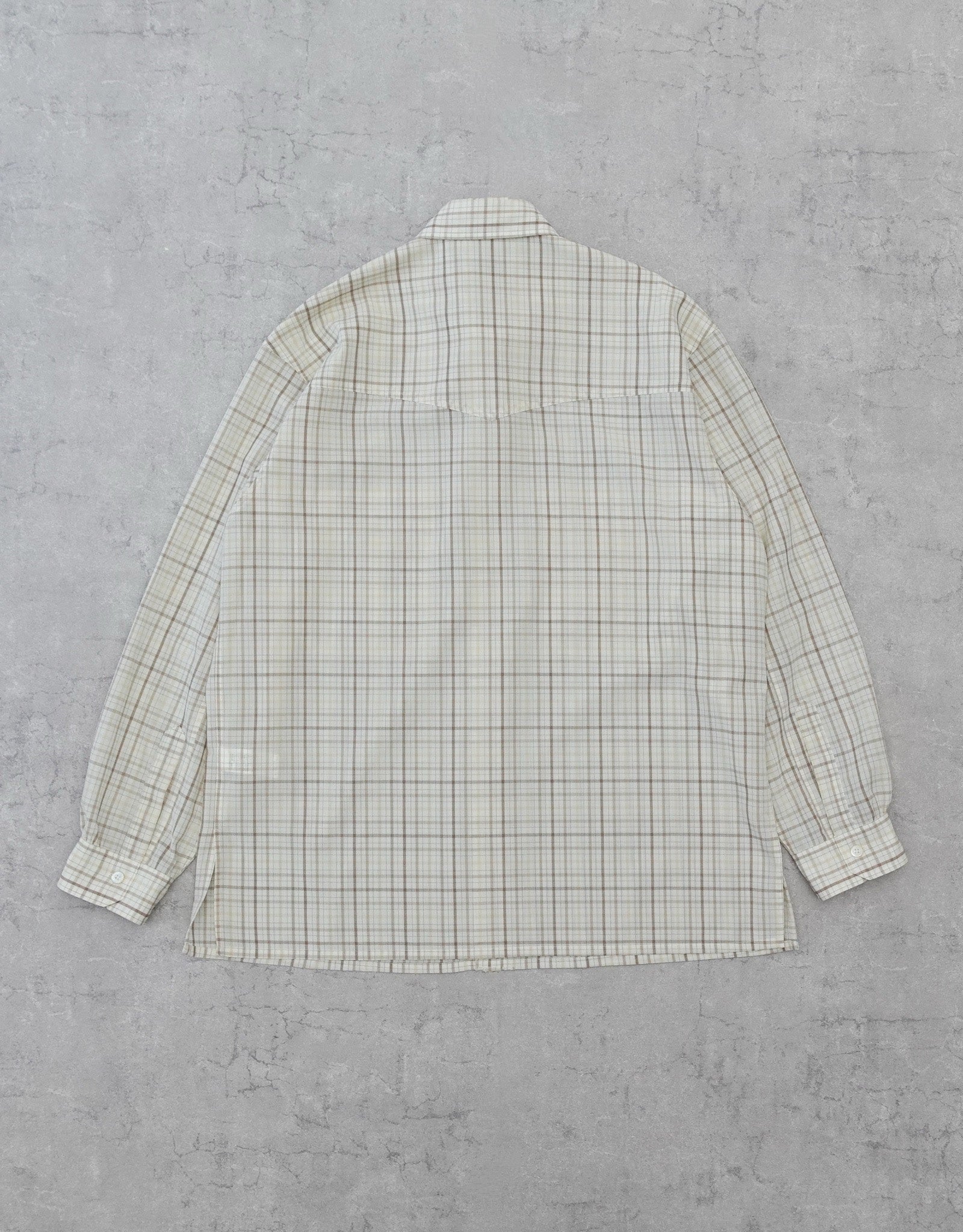 NEZU YO-HINTEN(根津洋品店) チェックシャツ サファリシャツデザイン リラックスフィット ホワイト 通販 184cm着用イメージ 物撮り 背面 セレクトショップ VOUILLON