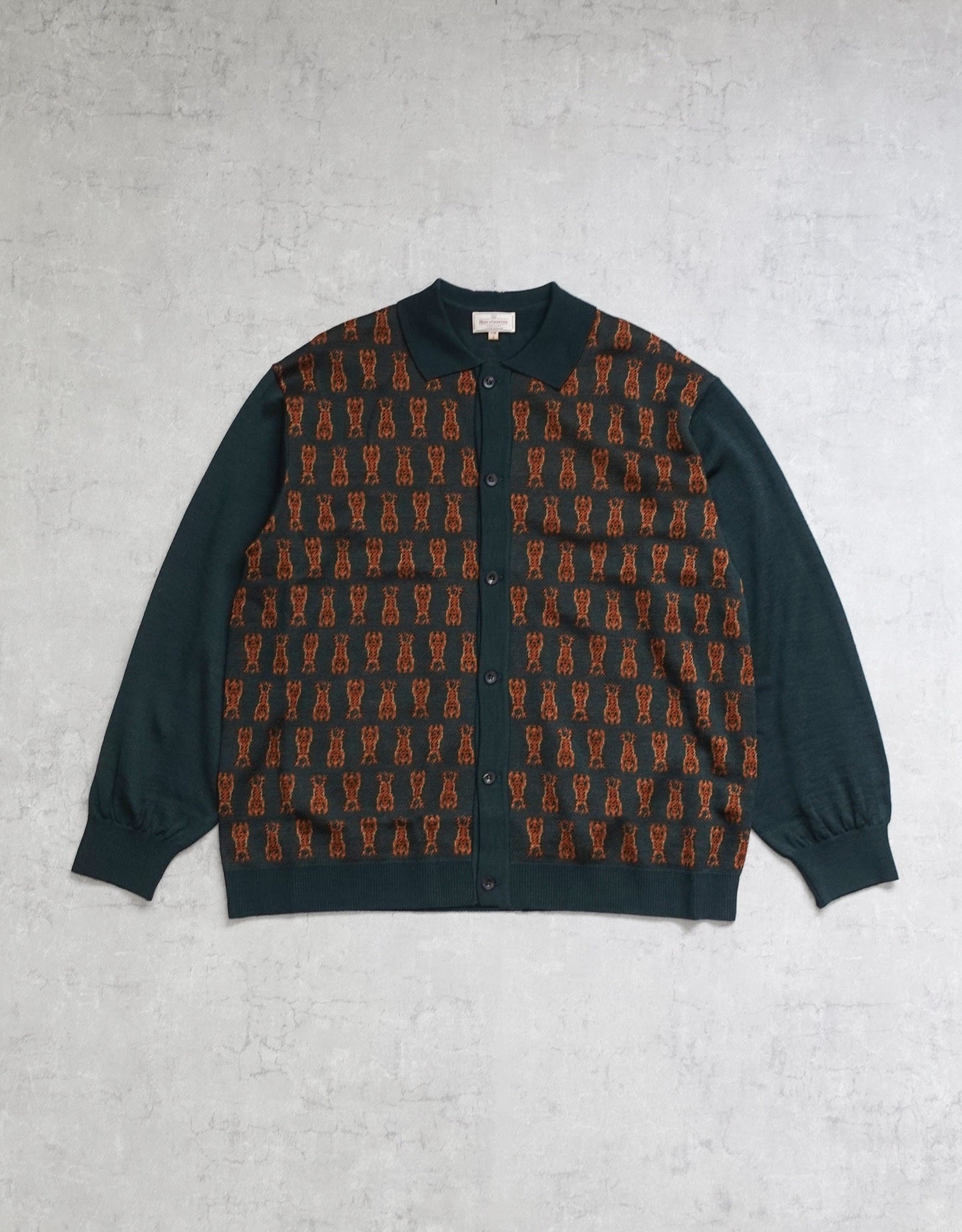 NEZU YO-HINTEN(根津洋品店) チベタンタイガー ジャガード ニットシャツ グリーン 薄手でしなやかでリラックスフィット 通販 物撮り 正面 セレクトショップ VOUILLON