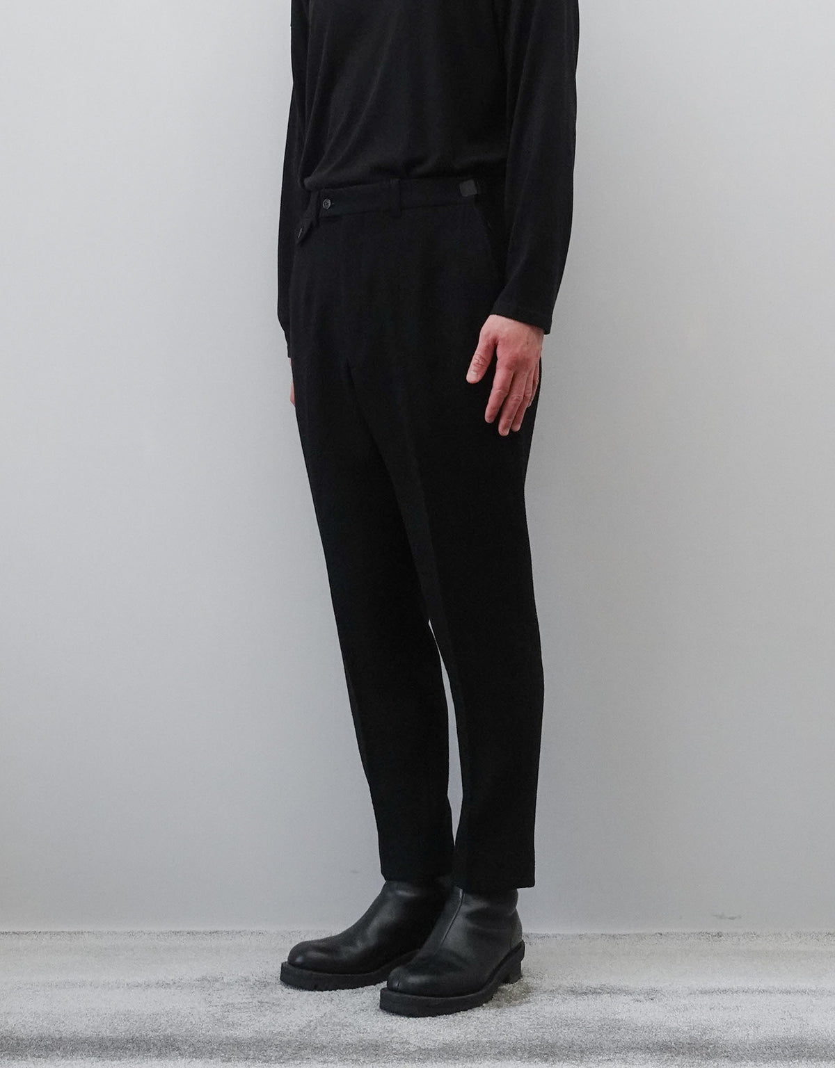 TWO DARTS SLIM TROUSERS - BLACK -