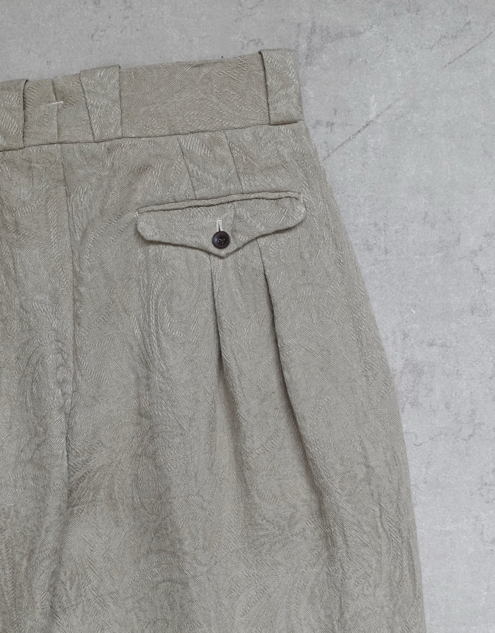 NEZU YO-HINTEN(根津洋品店) TANGO PANTS ワイドシルエット ジャガード ベージュ リネン 美しい凹凸感 通販 静止画 バックポケット アップ セレクトショップ VOUILLON
