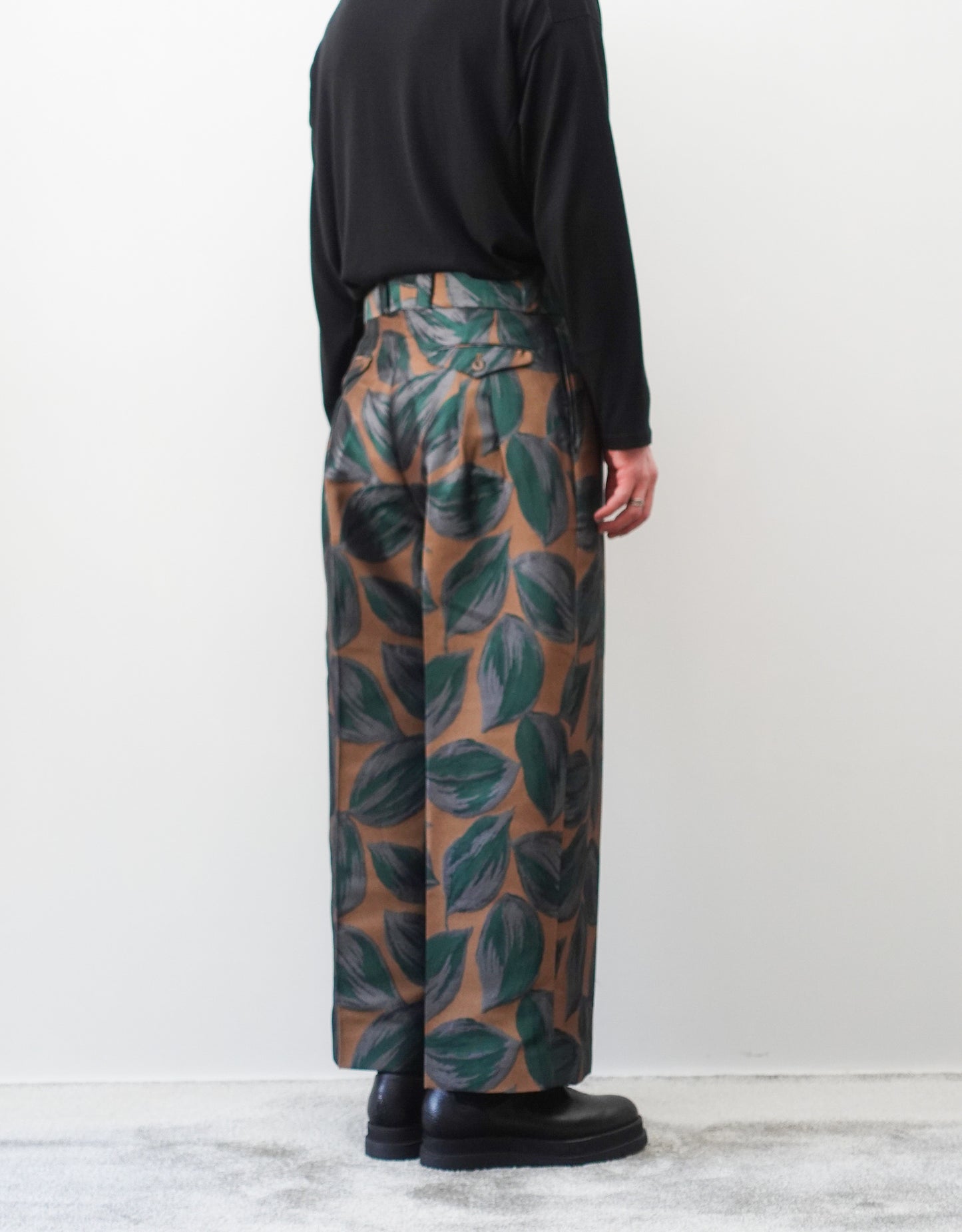 LEAF PATTERN JACQUARD TANGO PANTS
