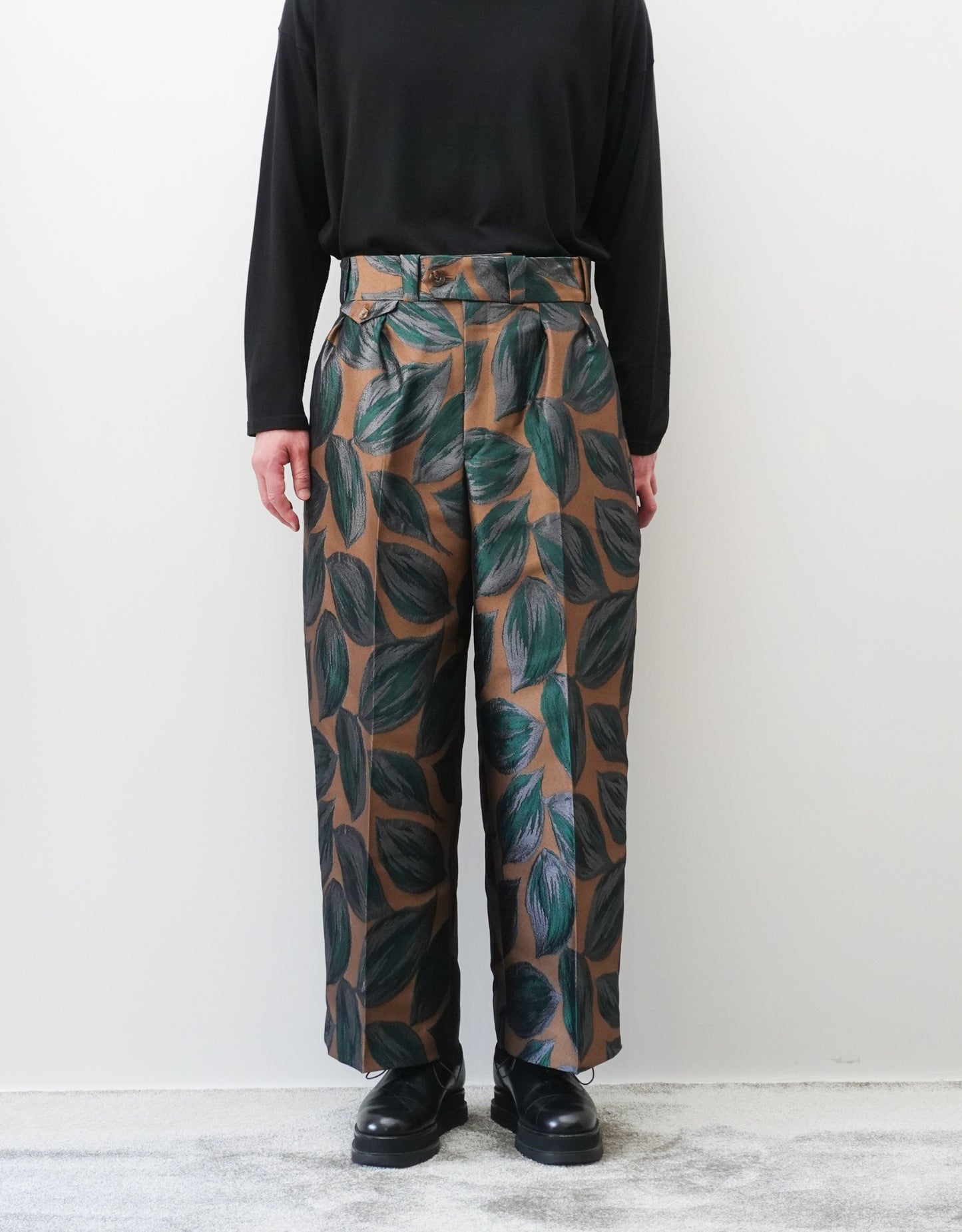 LEAF PATTERN JACQUARD TANGO PANTS