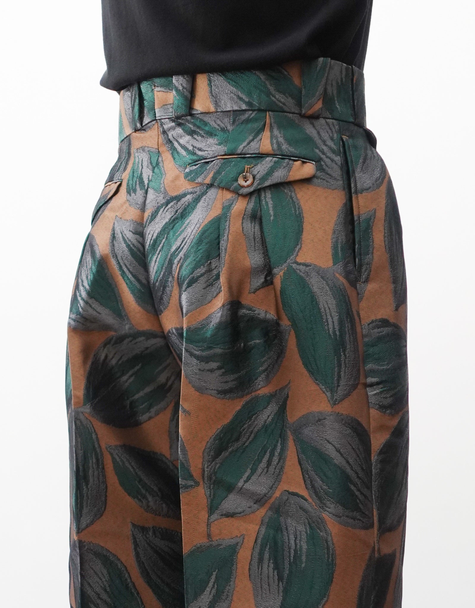 LEAF PATTERN JACQUARD TANGO PANTS - NEZU YO-HINTEN | VOUILLON