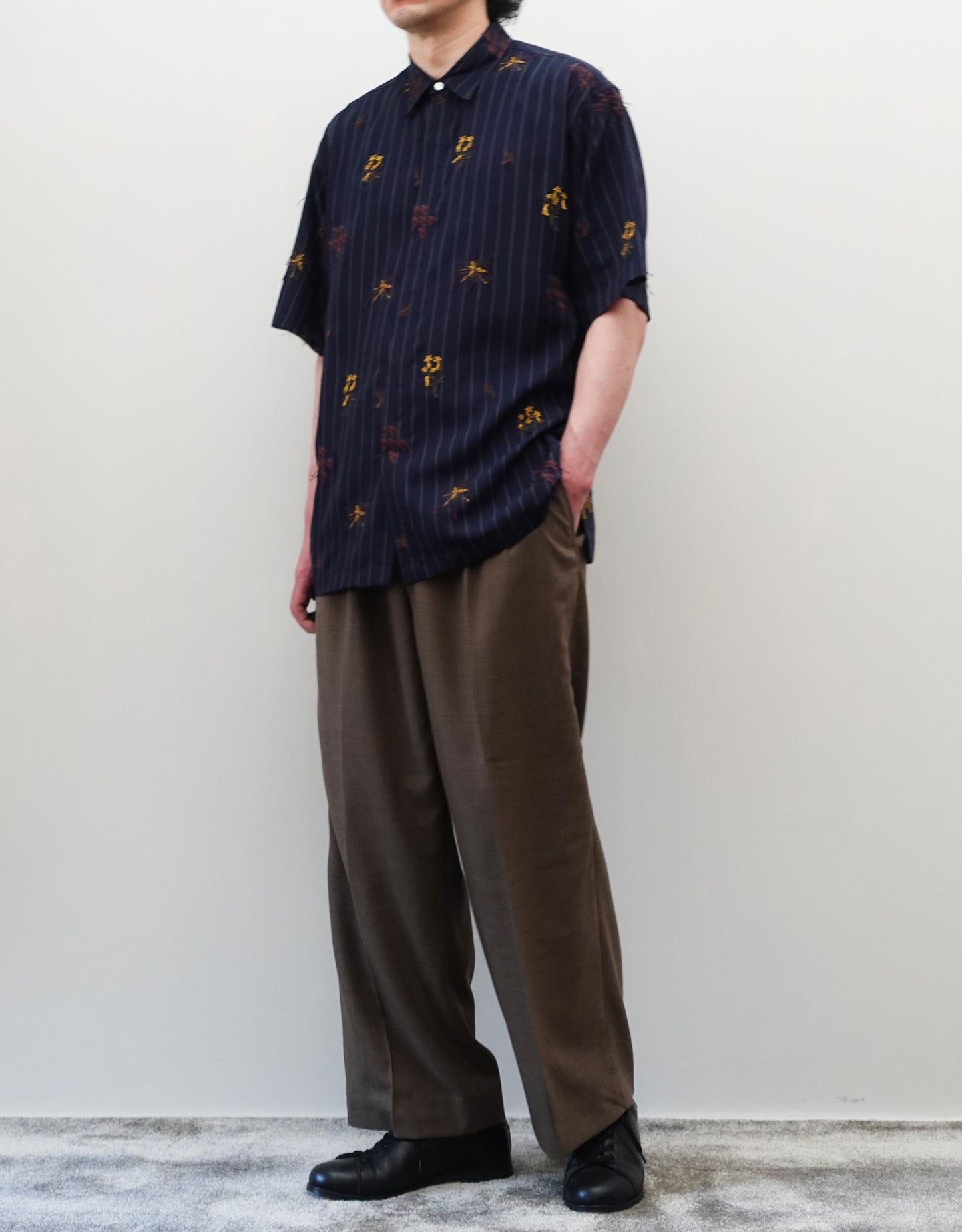 SOUVENIR EMBROIDERY SHORT SLEEVE SHIRT