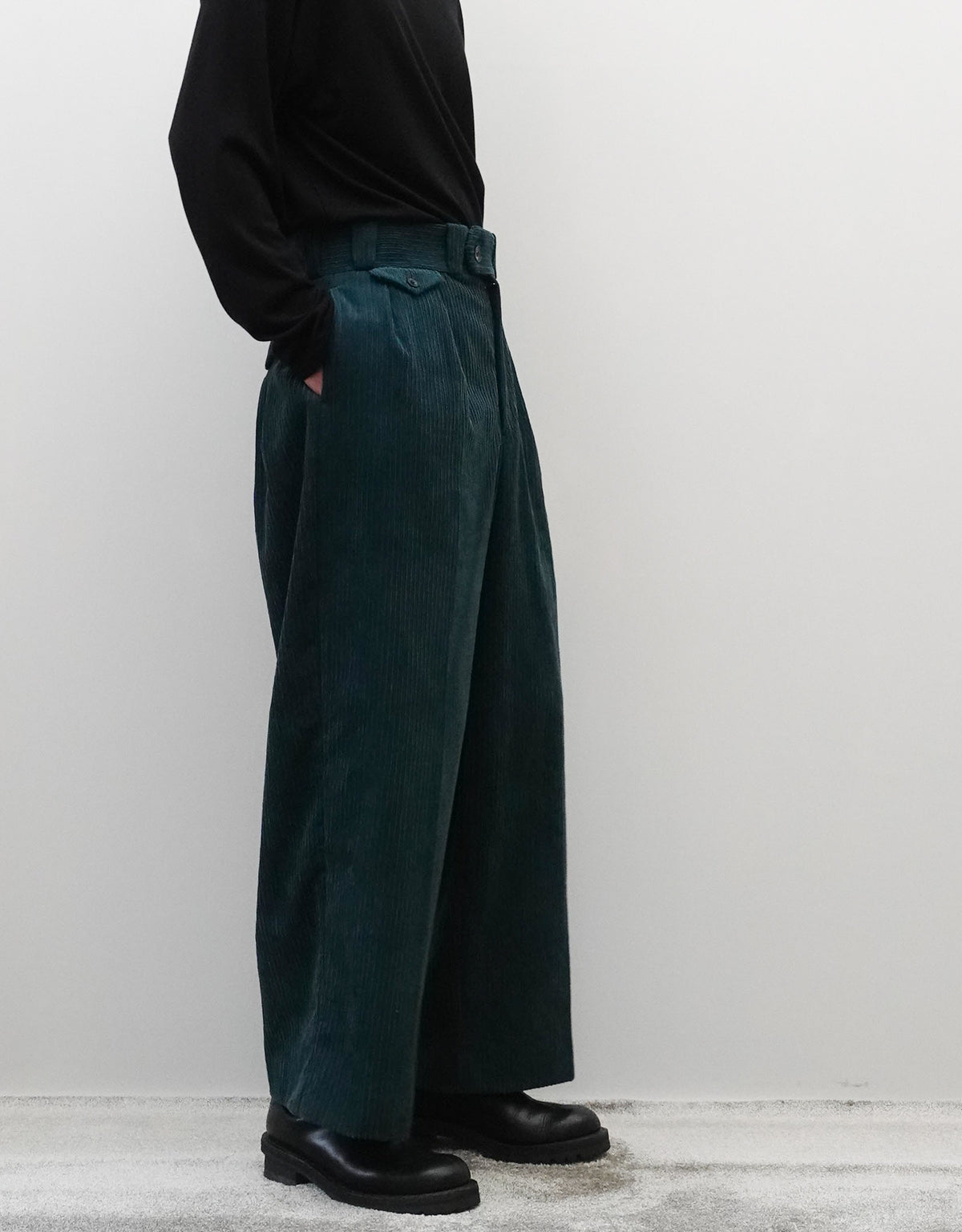 IRREGULAR CORDUROY TANGO PANTS