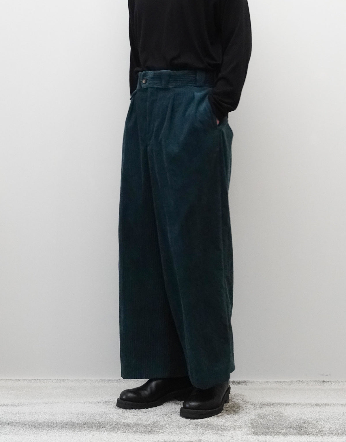 IRREGULAR CORDUROY TANGO PANTS