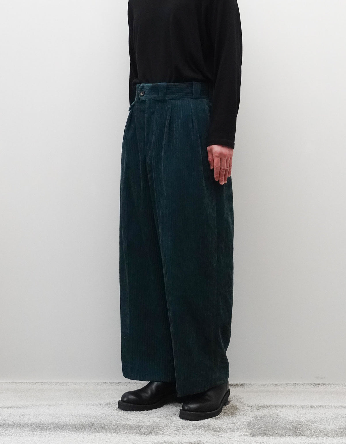 IRREGULAR CORDUROY TANGO PANTS