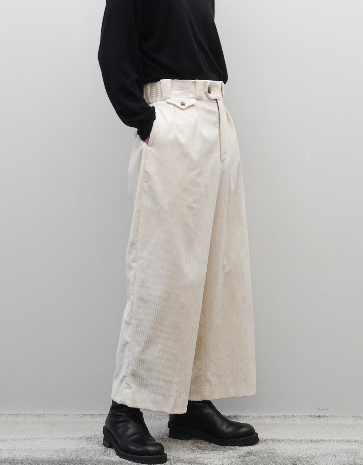 IRREGULAR CORDUROY TANGO PANTS