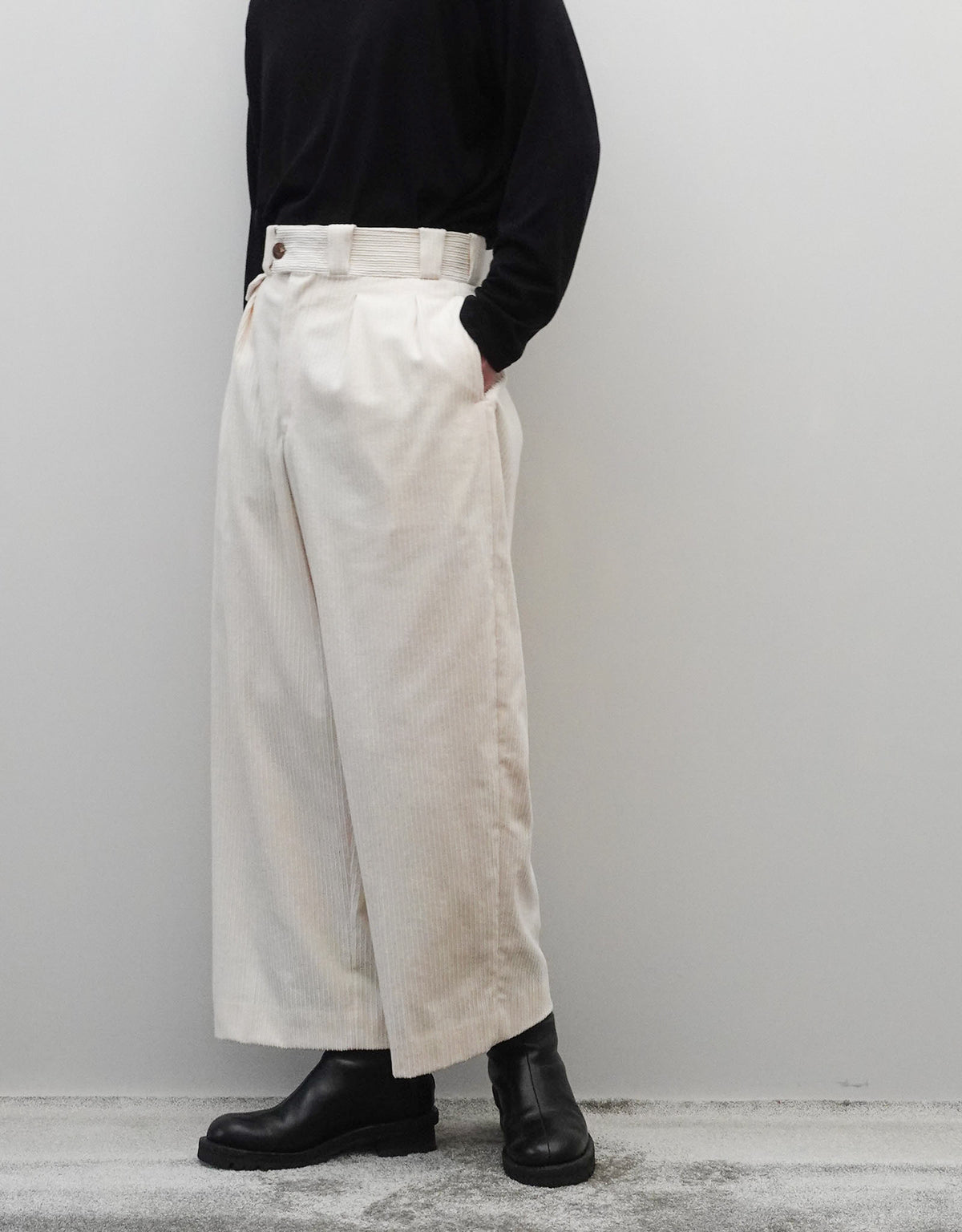 IRREGULAR CORDUROY TANGO PANTS