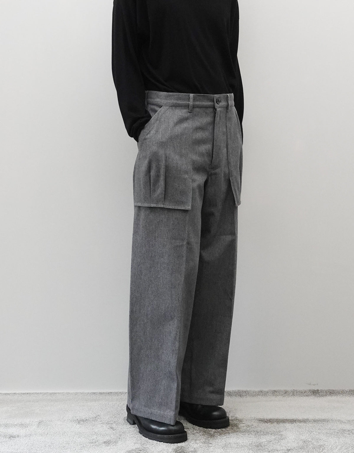 NEZU YO-HINTEN ウールコットン ワークパンツ GRAY 着用画像7