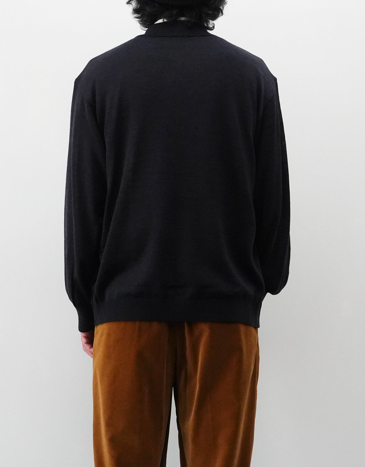 SOUVENIR JACQUARD KNIT SHIRT スーベニアジャガードニットシャツ チャコール 上半身背面