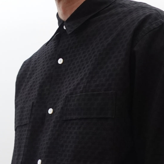 NEZU YO-HINTEN(根津洋品店) ジャガードシャツ コットンドビー ブラック ドレスシャツデザイン 通販 184cm着用イメージ 上半身 動画 セレクトショップ VOUILLON