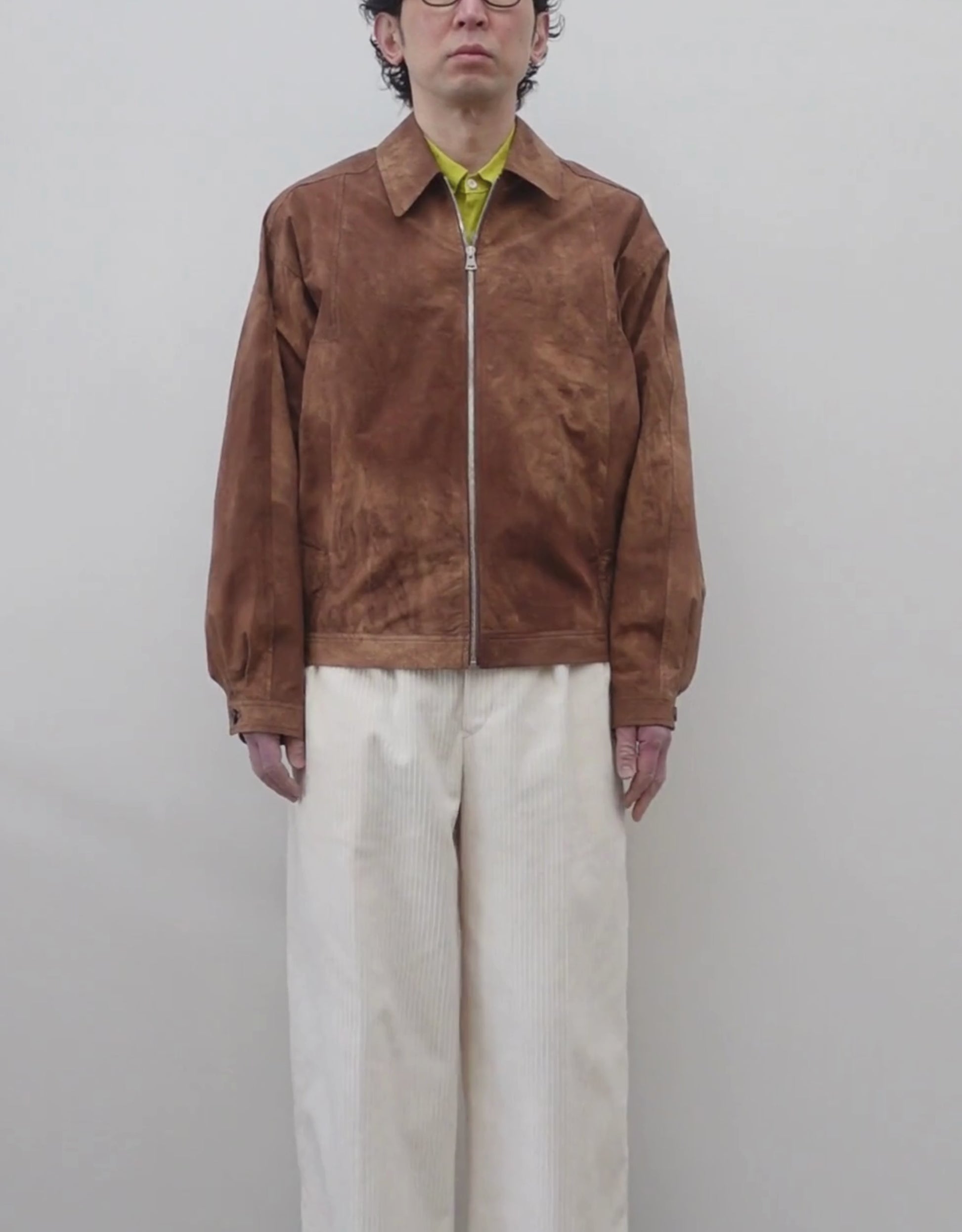 NEZU YO-HINTEN(根津洋品店) ワークジャケット ブラウン コットン スエード 通販 184cm着用イメージ 上半身 正面 動画 セレクトショップ VOUILLON