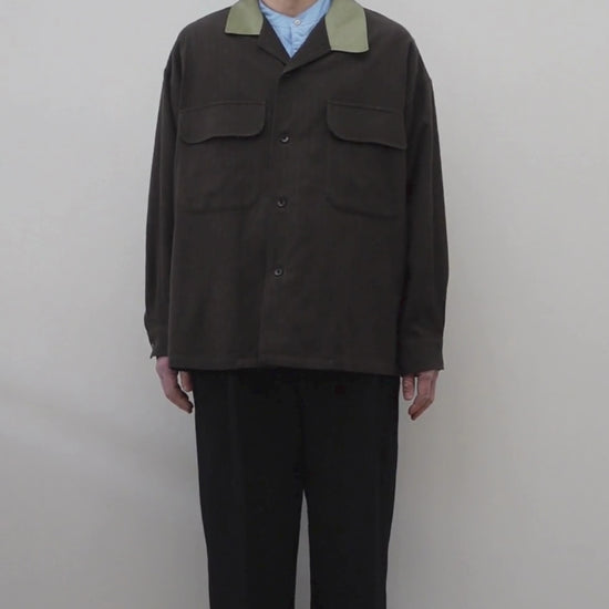 NEZU YO-HINTEN(根津洋品店) ウール シルク ボードシャツ ストライプ ダークカーキ ストライプ ボックスシルエット 通販 184cm着用イメージ 動画 セレクトショップ VOUILLON