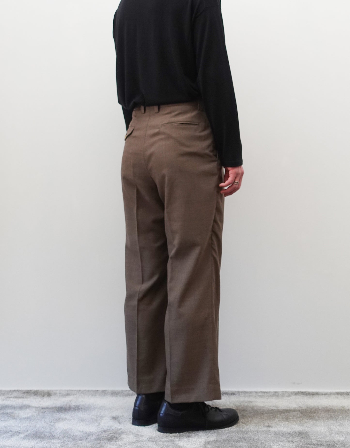 FOUR PLEATS WIDE TROUSERS - WALNUT -