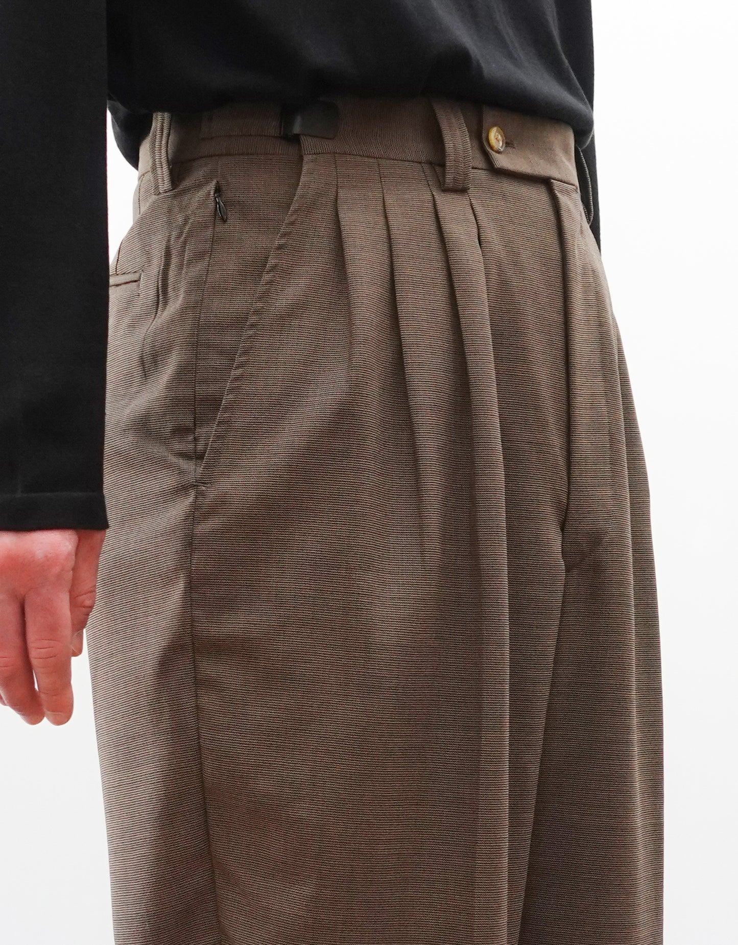 FOUR PLEATS WIDE TROUSERS - WALNUT -